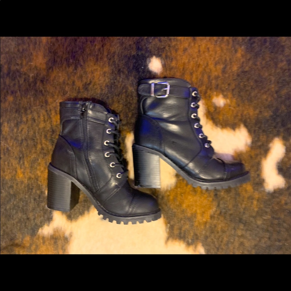 Heeled combat boots